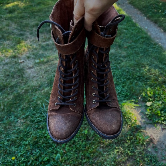 Born Cass combat lace up boot brown suede BOC 7.5 - Picture 4 of 9